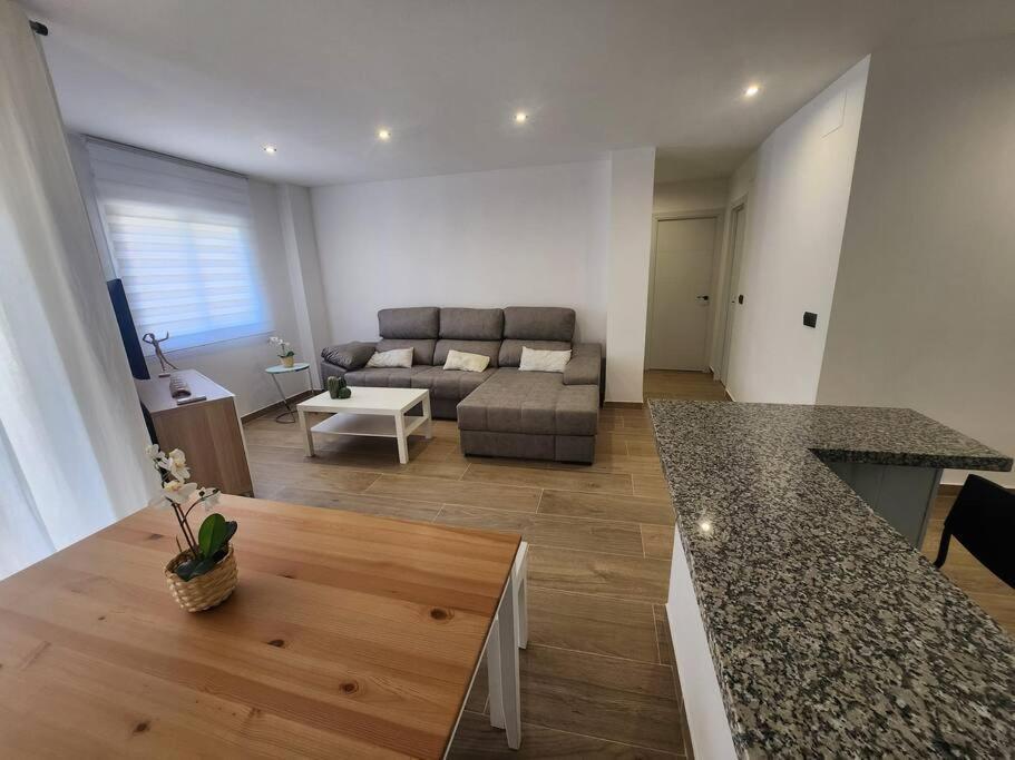 Piso Acogedor En Malaga Apartment Luaran gambar